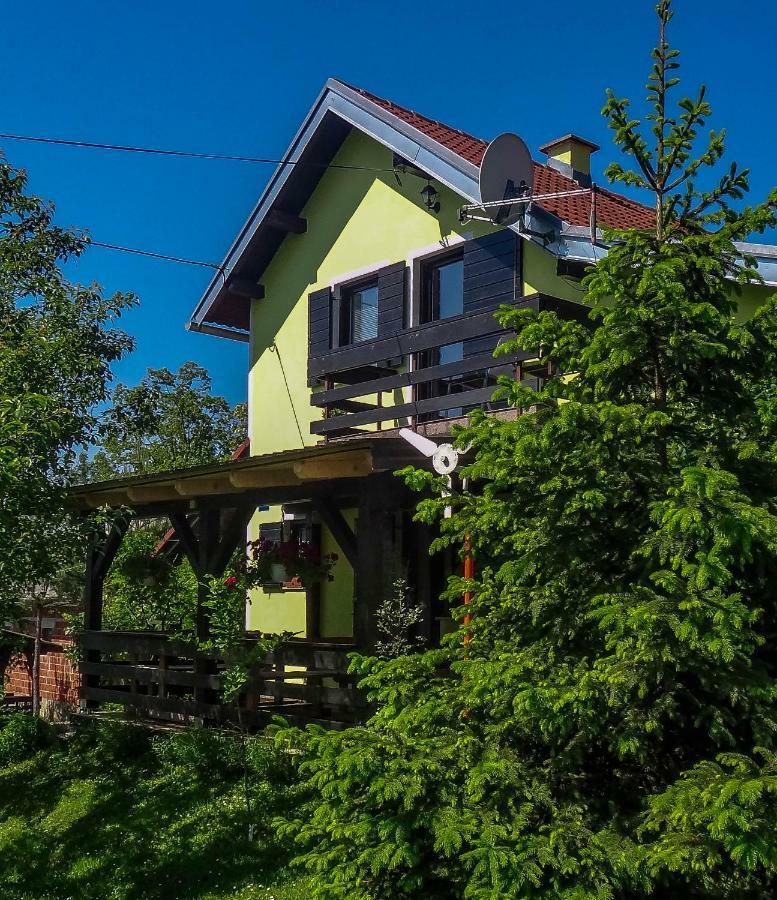 Apartment Franciska Rakovica Exterior foto